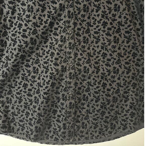 INC Flocked Velvet Floral Blouse Black Size M Goth Glam Holiday Textured Office - Picture 3 of 11